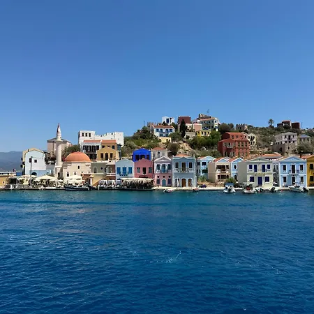 My Crown House, Kastellorizo Port 펜션