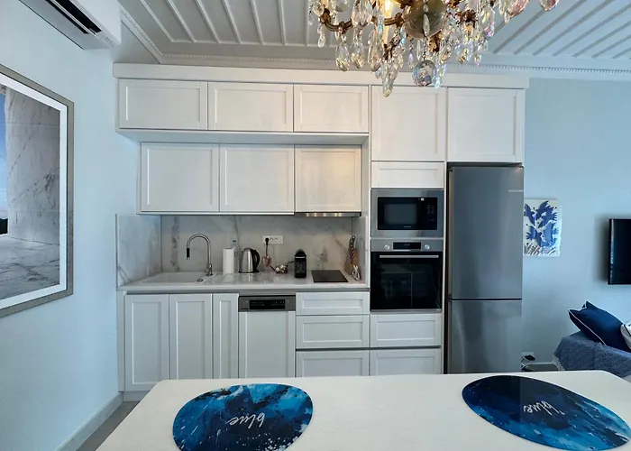 My Crown House, Kastellorizo Port Holiday home *